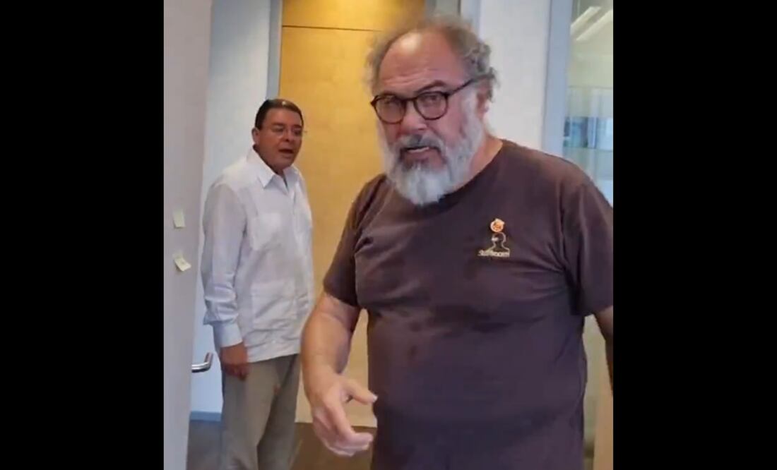 Registran pleito en consulado de México en Shanghai. Foto: Captura