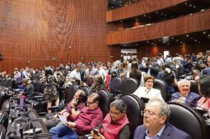 Diputados arrastran rezago de casi 89% en iniciativas federales