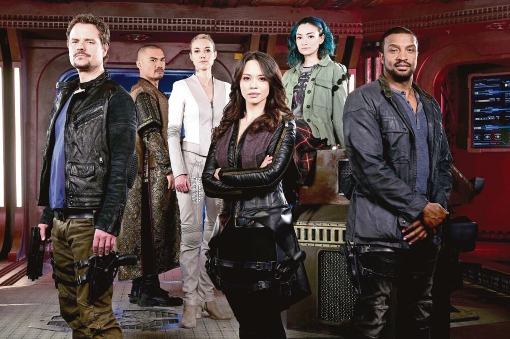 Dark Matter es la historia de seis personas que despiertan en una nave sin saber a dónde van (SYFY)