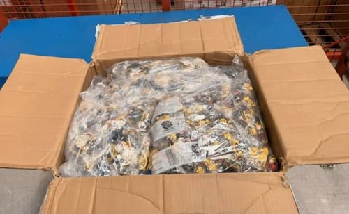 Aseguran más de 3 mil juguetes piratas de LEGO en Querétaro; armables son de origen extranjero