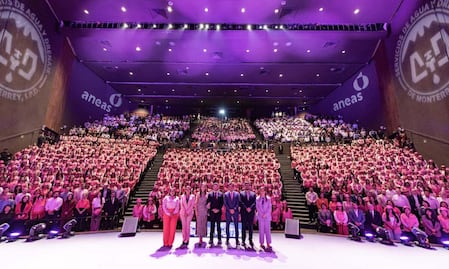 Más de 600 mujeres rinden protesta en la iniciativa Cascos Rosas; Nuevo León impulsa liderazgo femenino en sector hídrico