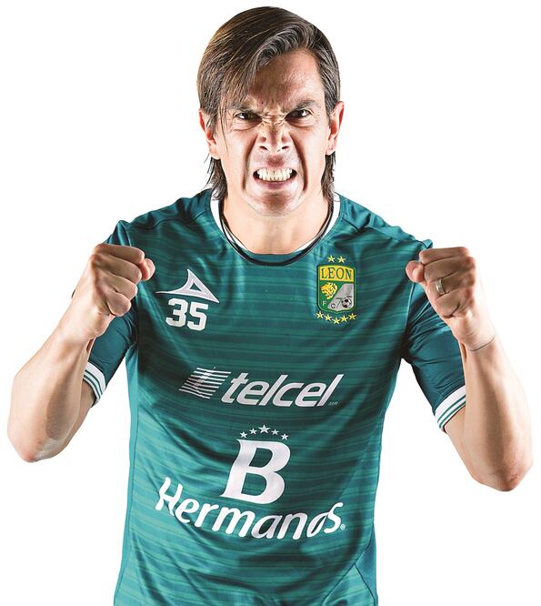 IGNACIO GONZÁLEZ, Defensa del León (IMAGO7)