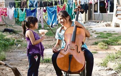 Junto a un basurero nace una escuela de música en Oaxaca