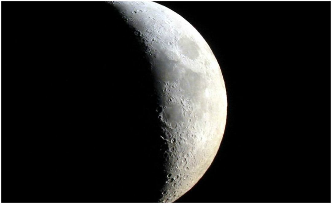 "Se estableció contacto" con ella después del alunizaje, pero las "celdas [de sus paneles] no generan energía", señaló JAXA.