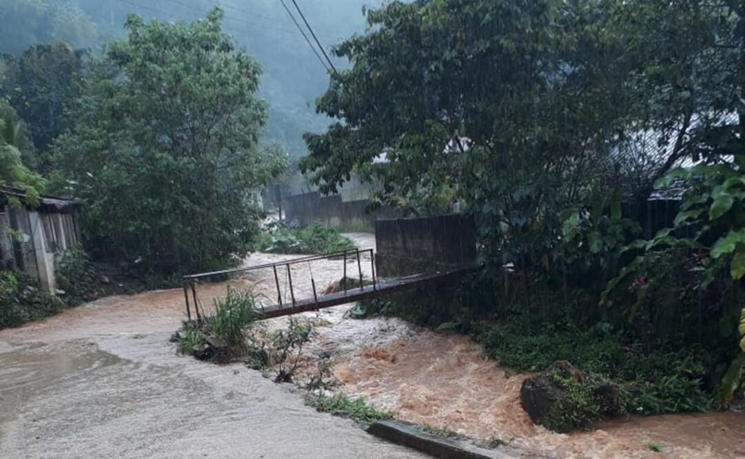 17 viviendas se vieron afectadas por el ingreso de agua de 15 a 20 centímetros. (FOTO: cortesía Marco Antonio Villegas)