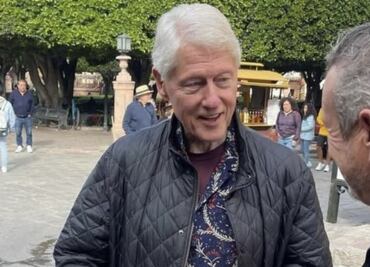 Captan a Bill Clinton en San Miguel de Allende, Guanajuato; aparece en escandalosa lista de Epstein
