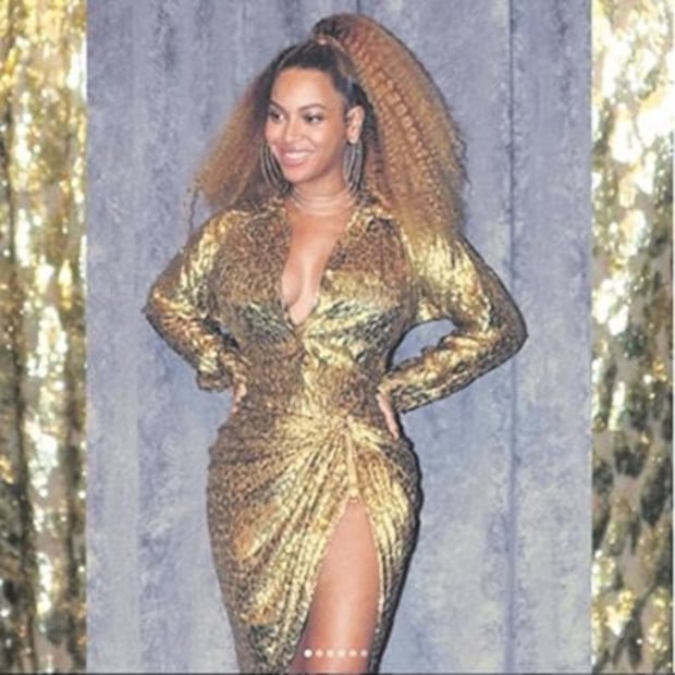 Las criticaron ¡por curvilíneas!