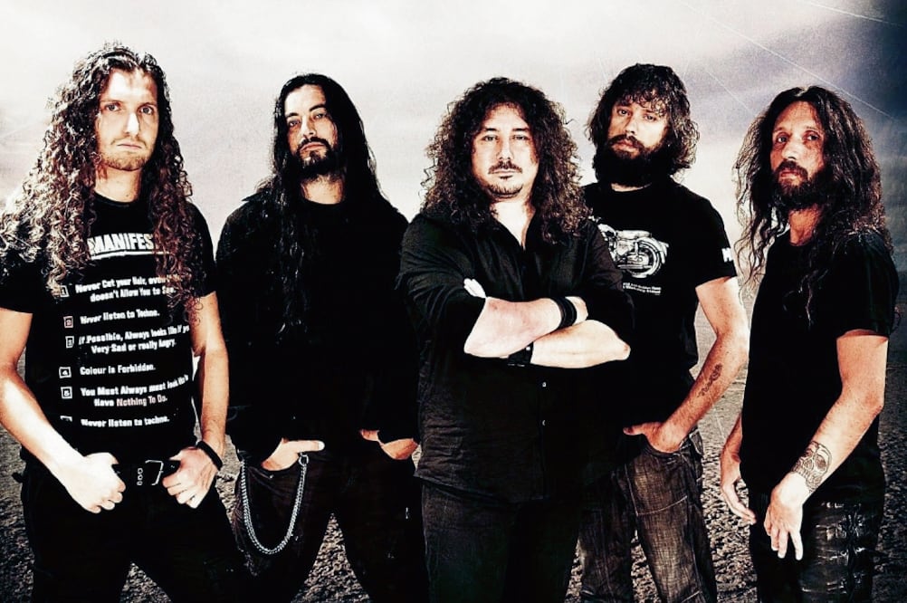 En su álbum Donde el silencio se rompió, rinden homenaje a la banda Manowar (CORTESÍA)