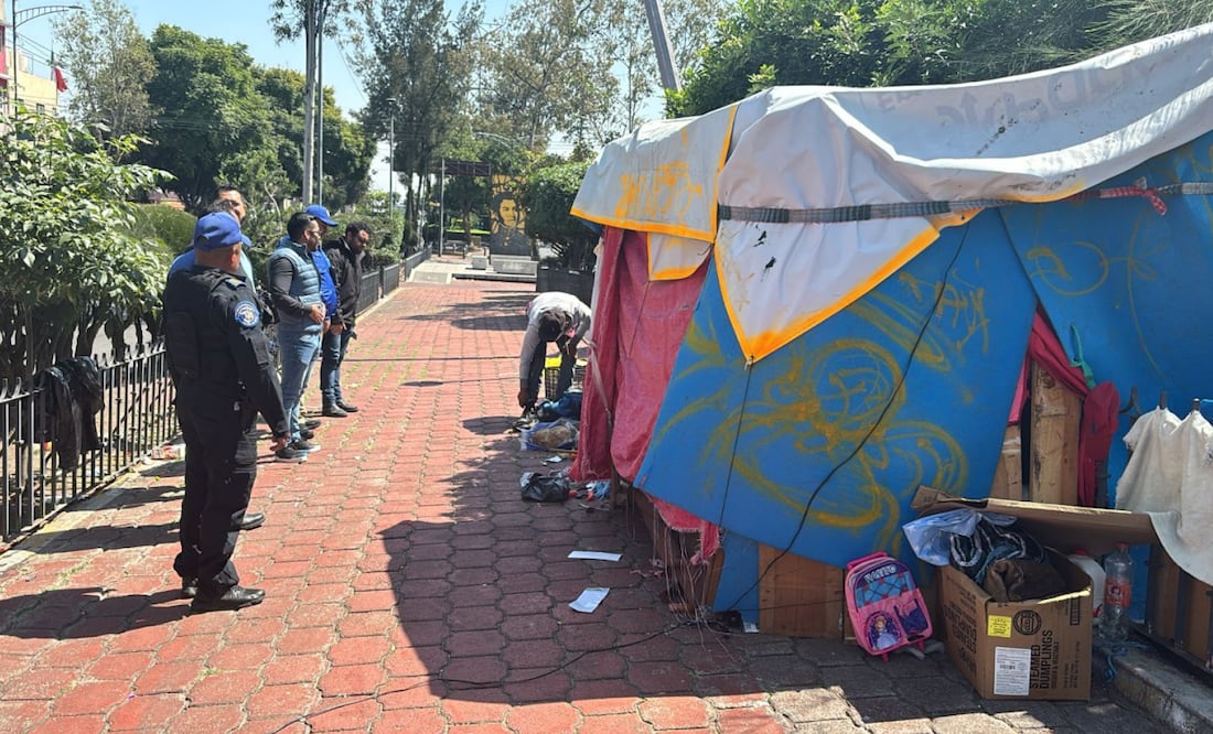 Coyoacán retira puestos para comercio informal (17/11/2024). Foto: Especial