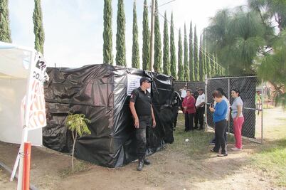 Desalojan a opositores de torre habitacional
