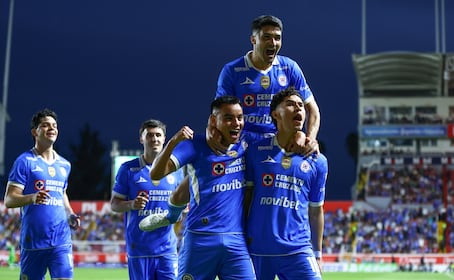 Cruz Azul vence al Necaxa y rompe su mala racha antes de la partida de Erik Lira