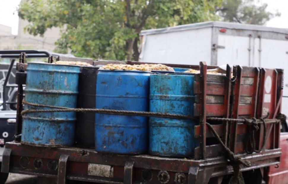 Suspenden fábricas por malos olores en Ecatepec