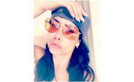 Lis Vega presume sus senos y comparte foto desnuda 