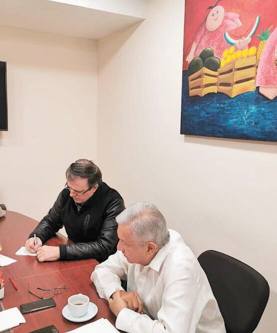 El presidente López Obrador dio a conocer que sostuvo una charla vía telefónica con su homólogo estadounidense. Foto/TOMADA DE TWITTER