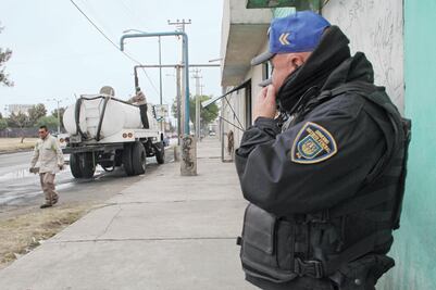 Arrojan a 2 personas atadas en la colonia El Triángulo, Iztapalapa; una de las víctimas estaba muerta 