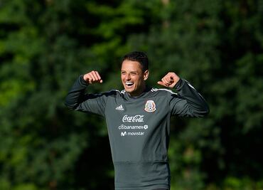 La extraña razón del Facebook Live del Chicharito