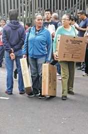 SCT aplaza fallo de licitación de pantallas