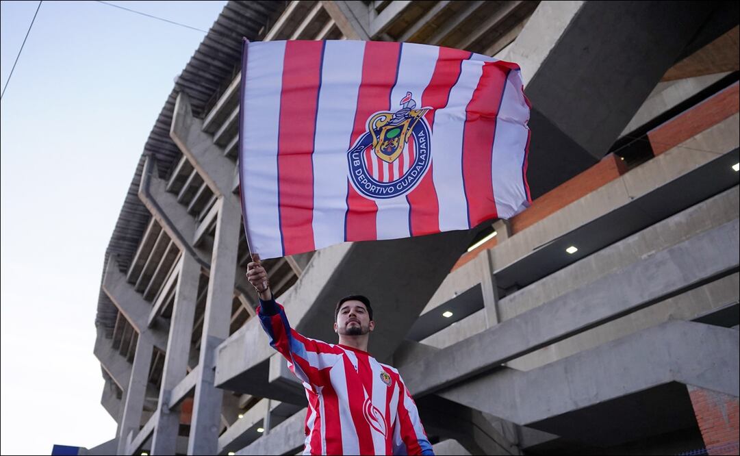 Chivas ya le echó el ojo a un jugador de Toluca. FOTO: Imago7