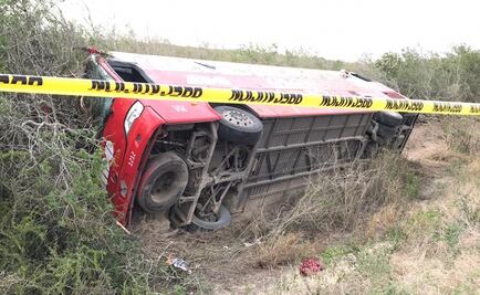 Vuelca camión de pasajeros en Tamaulipas; hay un muerto y 10 heridos