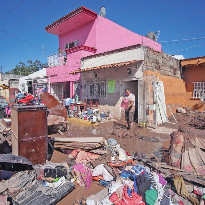 Tuxpan se convirtió en la ciudad más afectada de Nayarit, tras el golpe del huracán de categoría tres, el martes pasado. (FOTOS: CARLOS ZEPEDA. EL UNIVERSAL)