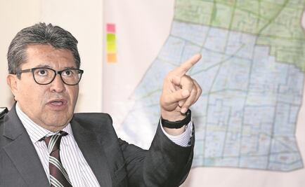 Monreal toma palabra a PRD; les pide apoyo para consulta