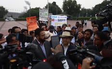 Aspirantes seleccionados de la UNAM protestan en Rectoría; "que se respeten nuestros resultados", exigen