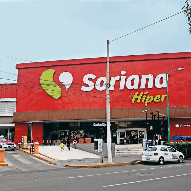Obligación. Cofece condicionó a Soriana a vender cierto número de tiendas que adquirió de Comercial Mexicana para evitar concentraciones. (ARCHIVO EL UNIVERSAL)