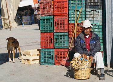 Fiesta del pueblo, a la par de negociación