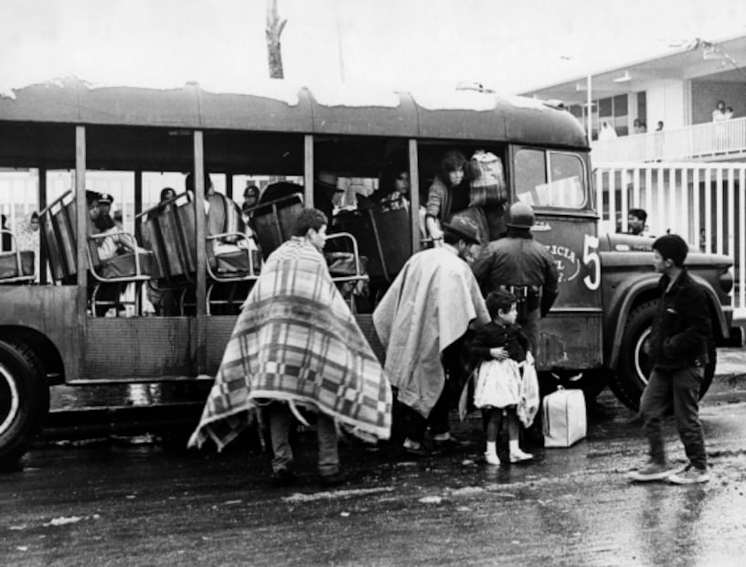 Una balacera y riñas por guerras de bolas de nieve: los estragos que dejó la nevada de la CDMX en 1967