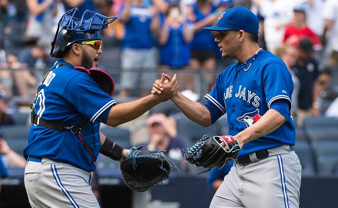 Blue Jays barren a los Yankees con sabor mexicano