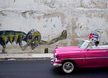 Grafiteros rompen el silencio en los muros de La Habana
