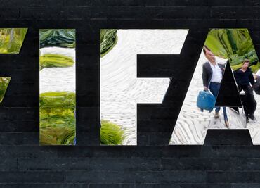 Siguen las acusaciones a empresas relacionadas al futbol