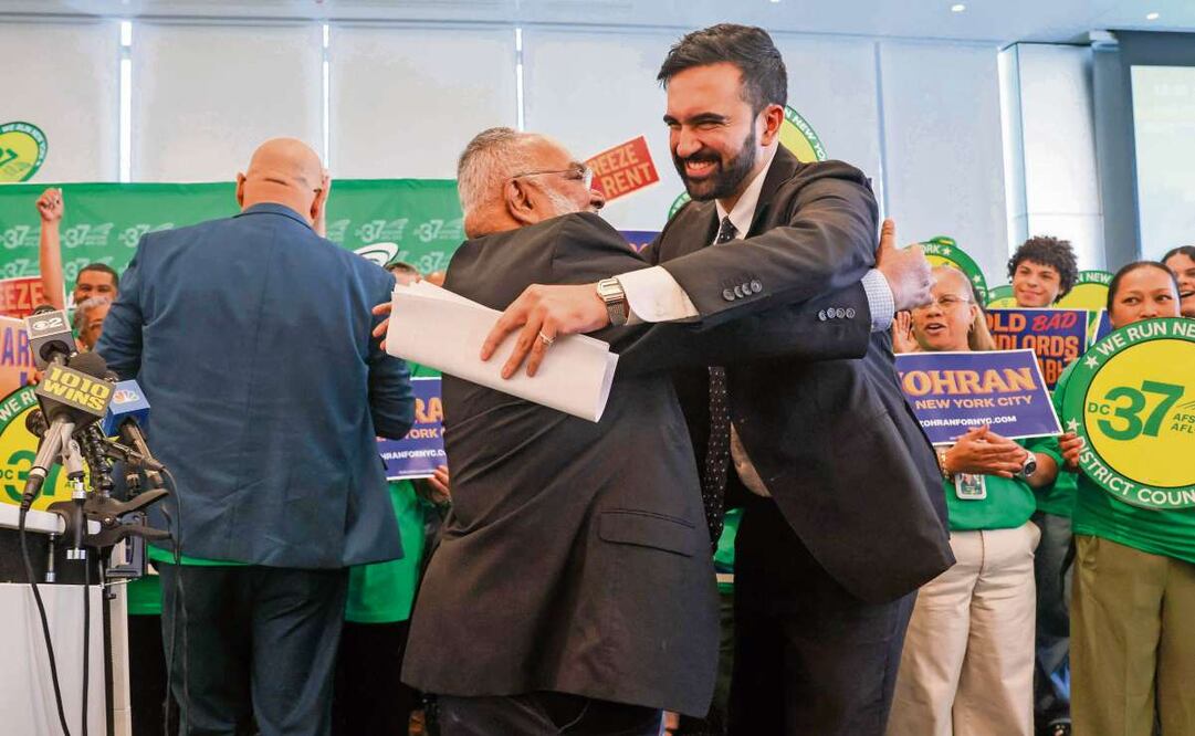 El candidato demócrata Zohran Mamdani, quien ganó las primarias demócratas para la alcaldía de la ciudad de Nueva York, en apoyo del DC 37, el 15 de julio pasado. Foto: Spencer Platt / AFP