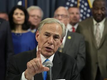 Greg Abbott convierte en ley nuevo mapa electoral que favorece a los republicanos; "Texas será más rojo en el Congreso”, dice