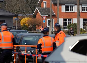 Coche arremete contra multitud en carnaval y mata a seis personas en Bélgica