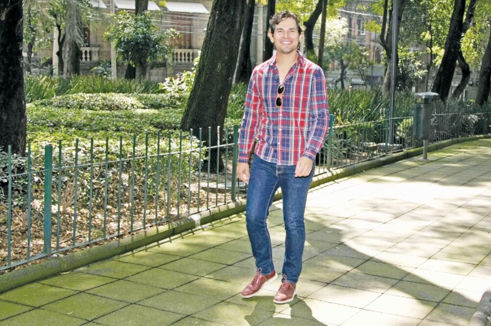 Estrada subirá al escenario en Las noches con Monina Mistral, en el Teatro Milán. (CARLOS MEJÍA. EL UNIVERSAL)