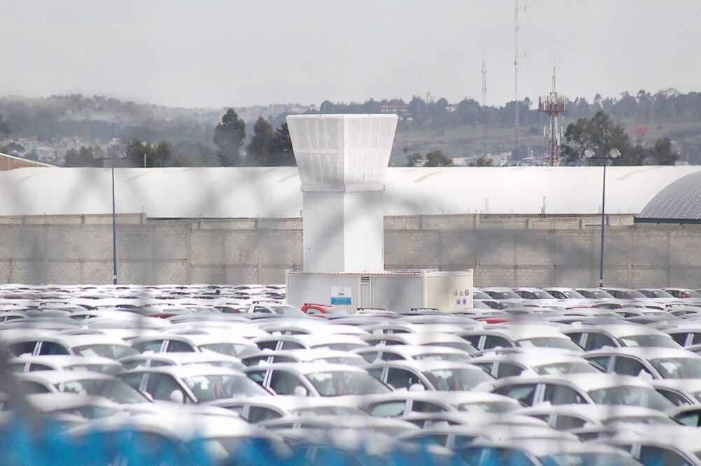 Volkswagen anunció la colocación de mallas antigranizo, que ayudará a la protección de los autos ensamblados. Foto: OMAR CONRERAS. EL UNIVERSAL