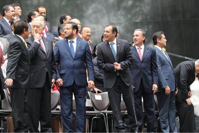 Para julio o agosto, periodo extraordinario para eliminación de fuero: Emilio Gamboa