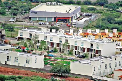 Urbi renegocia deuda y deja concurso mercantil