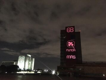 La UNAM viste de luto: "Nunca más" un 2 de octubre