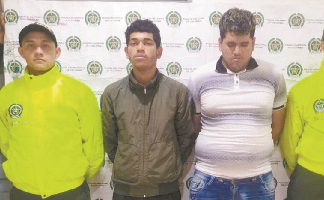 Las autoridades colombianas custodian a dos venezolanos del Tren de Aragua, que nació en la década de 2000 en Venezuela como sindicato de construcción y mutó a red criminal.
