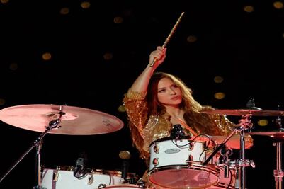 De esta manera podrías tener una prenda de Shakira en tu clóset 