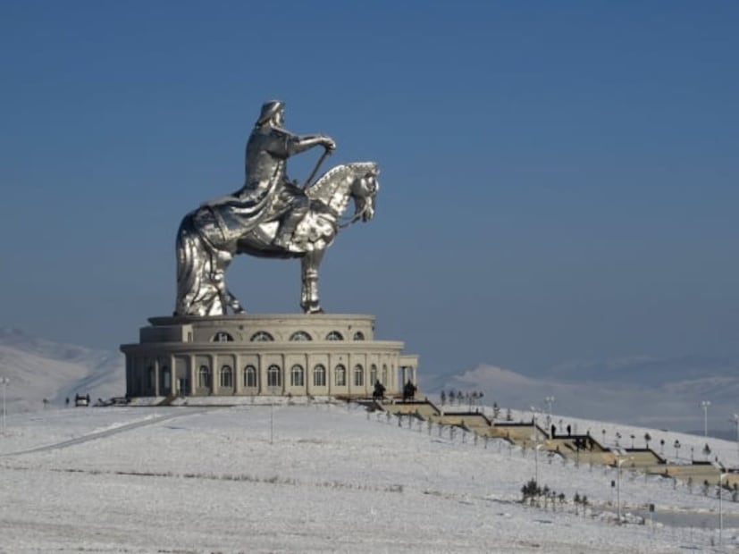 #TuFotoTuDestino: ¿quién se atreve a visitar este macho alfa lomo plateado?