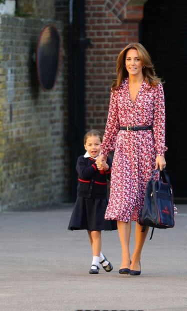 Kate Middleton estrena imagen y presume vestido perfecto para la oficina