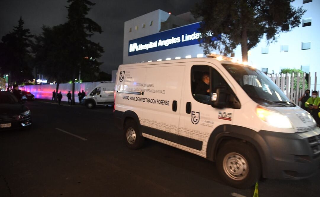 Al llegar al lugar, confirmaron que eran dos masculinos de 37 y 26 años de edad, por lo que personal médico intervino para atender a los heridos. Foto: Armando Martínez