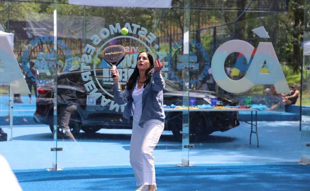 Lía Limón invitó a los participantes del abierto de Pádel a recorrer el parque y a disfrutarlo como lo hacen los vecinos y visitantes de otras partes de la CDMX. Foto: Especial