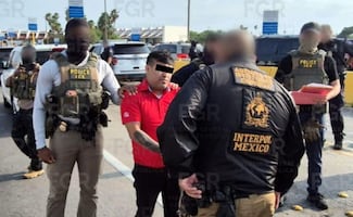 FGR recibe a hombre deportado de EU; es acusado de trata de personas y explotación sexual 
