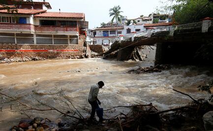 Alfaro estima en 200 mdp costo de reconstrucción en Puerto Vallarta tras paso de huracán Nora