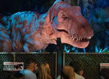 ¿Cómo es Jurassic World: The Exhibition, experiencia inmersiva donde robaron un dinosaurio mecánico en Perisur?