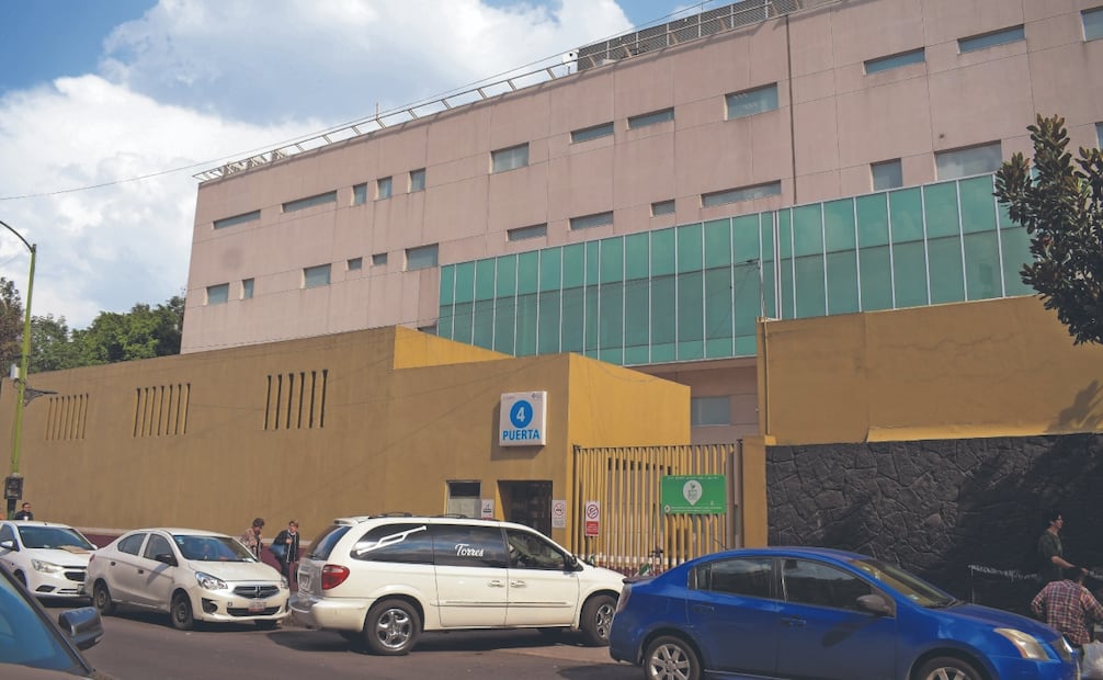 Autoridades del hospital aseguraron que se suspendió de manera inmediata el servicio subrogado del comedor y que la investigación sigue. Foto: Santiago Cadena/ EL UNIVERSAL